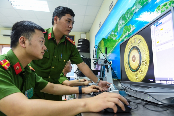 Ngôi trường có tất cả sinh viên biết bắn súng, bơi vũ trang, lái xe ô tô

 - Ảnh 12.