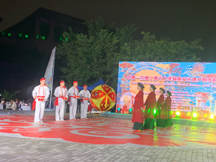 Sân khấu Việt Nam tỏa sáng tại tuần lễ văn hóa Trung Quốc - ASEAN  - Ảnh 1.