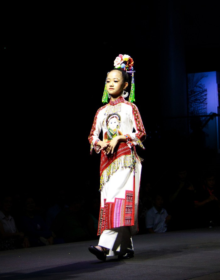 “Sắc màu di sản” tôn vinh văn hoá truyền thống Việt Nam và Ukraina - Ảnh 7.