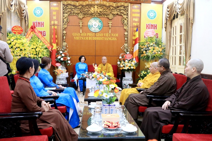 Phụ nữ Thủ đô chúc mừng Đại lễ Phật đản 2023 - Ảnh 1.