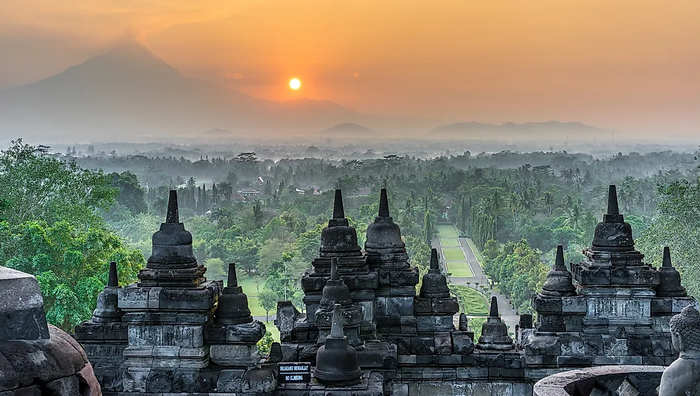 Borobudur: Ngôi đền Phật giáo lớn nhất thế giới - Ảnh 1.