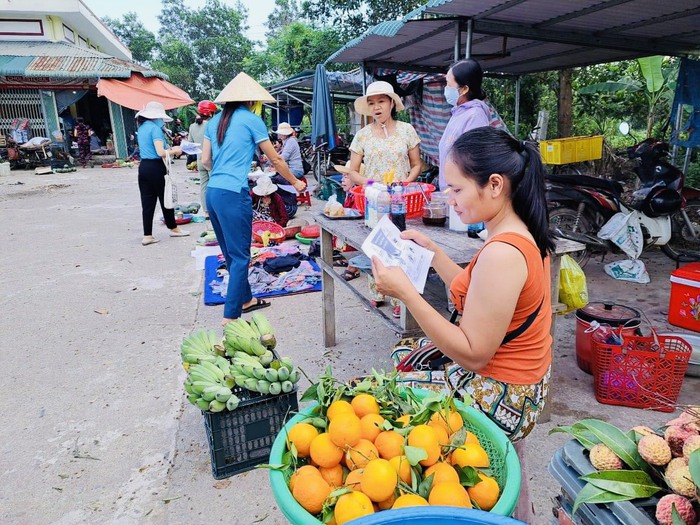 Quảng Trị: Hội LHPN huyện Hải Lăng tiên phong trong cuộc đua về đích xây dựng Huyện Nông thôn mới - Ảnh 2.