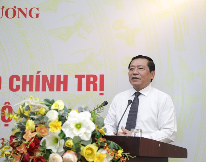Ông Lại Xuân Môn kiêm giữ chức Chủ tịch Hội đồng Khoa học các cơ quan Đảng Trung ương - Ảnh 1.