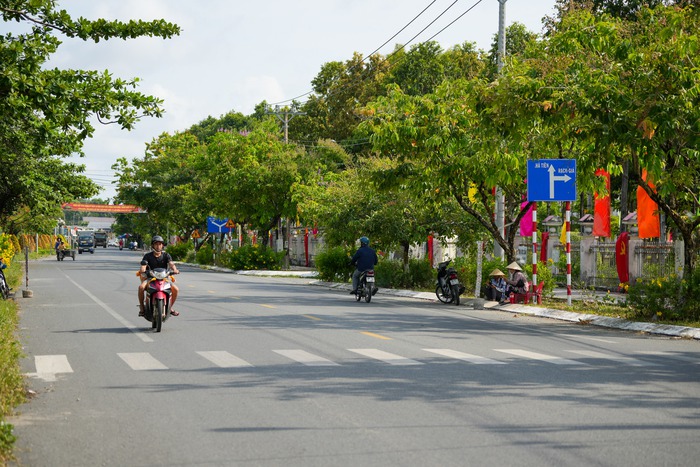 Toàn cảnh tuyến đường ven biển dài hơn 230 km ở Kiên Giang - Ảnh 2.