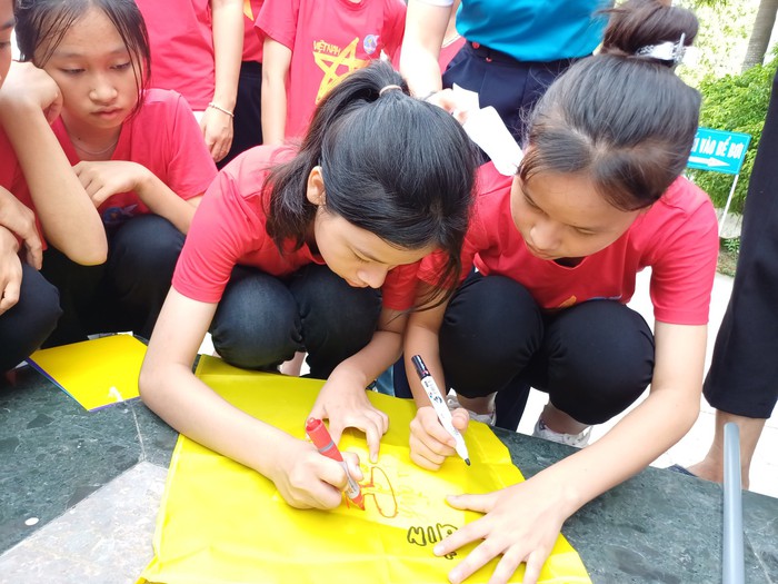 Thanh Hoá: Tôn vinh các cặp mẹ - con đỡ đầu tiêu biểu - Ảnh 11.