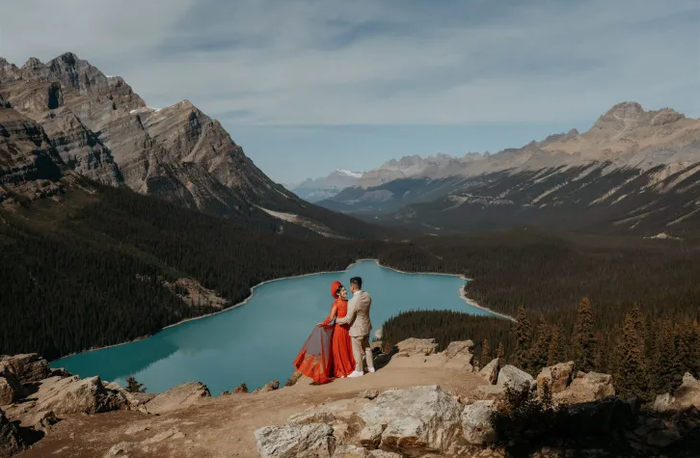 Đám cưới &quot;bí mật&quot; tuyệt đẹp ở Banff: Cô dâu chọn áo dài Việt Nam - Ảnh 7.