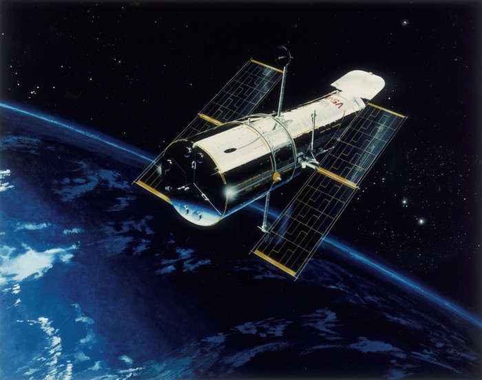 Tại sao Kính viễn vọng Hubble rất mạnh nhưng vẫn không thể chụp ảnh rõ ràng về Sao Diêm Vương? - Ảnh 1.