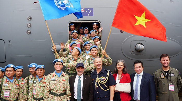 Chủ tịch nước dự lễ xuất quân của các chiến sĩ &quot;mũ nồi xanh&quot; gìn giữ hoà bình Liên hợp quốc - Ảnh 3.