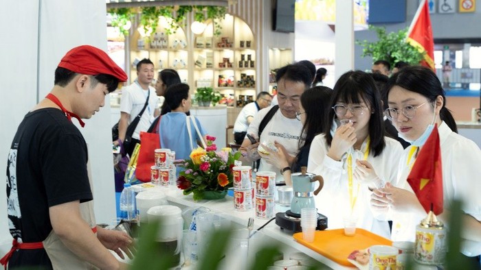 Sữa đặc ông Thọ (Vinamilk) tạo ấn tượng tại hội chợ Quảng Châu, Trung Quốc - Ảnh 8.
