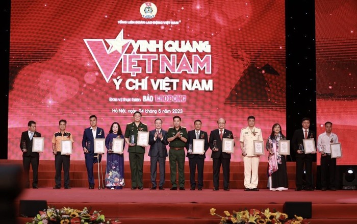 Chương trình Vinh quang Việt Nam năm 2023: Tôn vinh 16 tập thể và cá nhân - Ảnh 3.