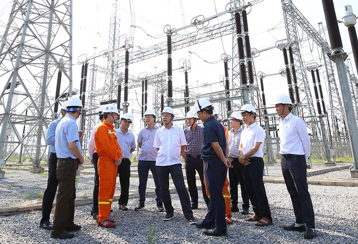 Thực hiện các giải pháp bảo đảm cung ứng điện mùa khô năm 2023 - Ảnh 1.