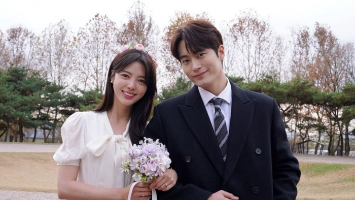 Xu hướng mới của Kbiz: Song Joong Ki, Park Shin Hye đều thông báo có con trước hôn nhân - Ảnh 3.