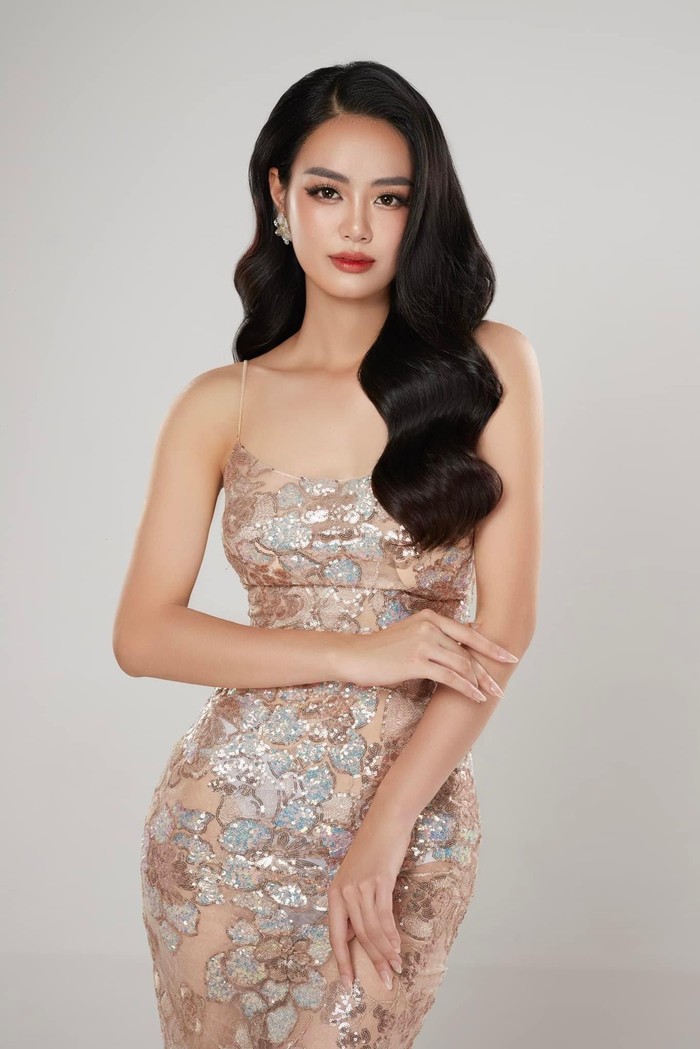Lộ diện người đẹp sáng giá tại Miss World Vietnam, nhan sắc ấn tượng nhưng thái độ gây chú ý - Ảnh 4.