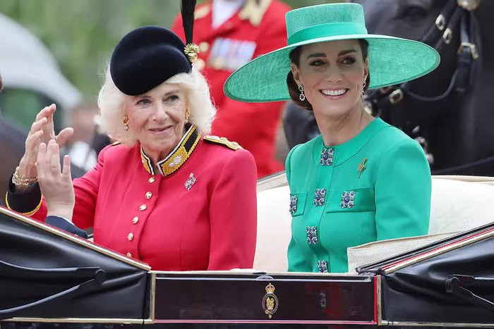 Nhờ tài chụp ảnh của Kate, bức ảnh của Vương hậu Camilla đoạt giải thưởng danh giá của giới tạp chí - Ảnh 2.
