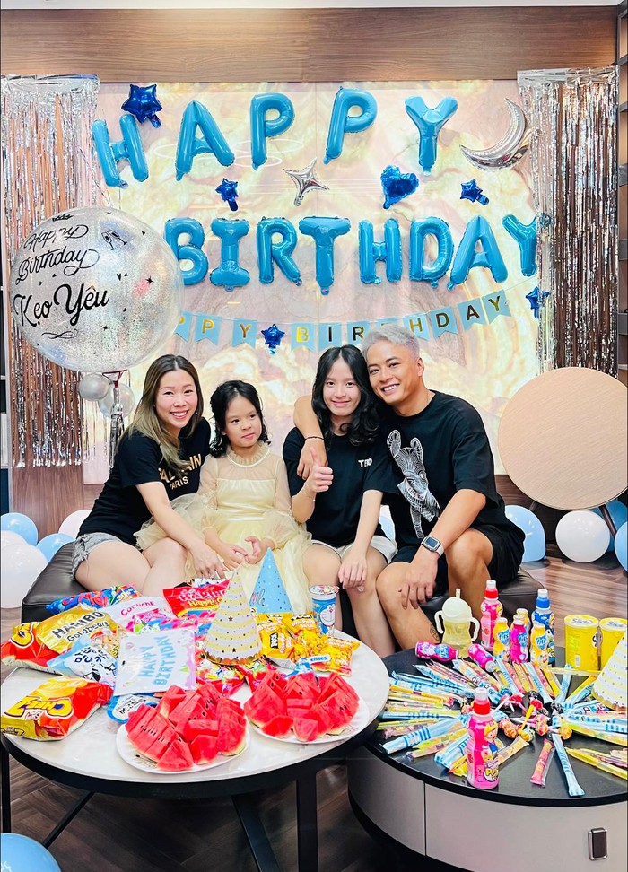 Diễn viên Hồng Đăng cùng bà xã tổ chức sinh nhật cho con gái - Ảnh 1.