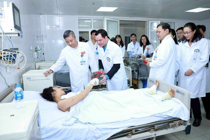 Công đoàn Y tế Việt Nam: 5 năm chặng đường vượt qua thử thách - Ảnh 2.