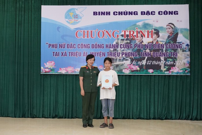 Phụ nữ Binh chủng Đặc công đồng hành cùng phụ nữ biên cương ở Quảng Trị - Ảnh 2.