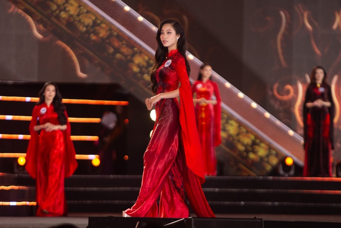 Chung kết Miss World Vietnam 2023: Mai Phương rạng rỡ, top 40 trình diễn cuốn hút  - Ảnh 6.