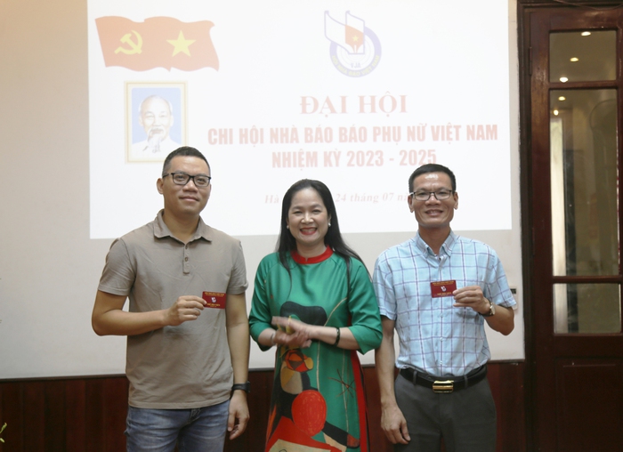 Báo Phụ nữ Việt Nam tổ chức thành công Đại hội Chi hội Nhà báo nhiệm kỳ 2023-2025  - Ảnh 1.