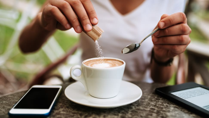 Cà phê muối - Thức uống ưa chuộng của nhiều người trẻ có tốt cho sức khoẻ hay không? - Ảnh 1.