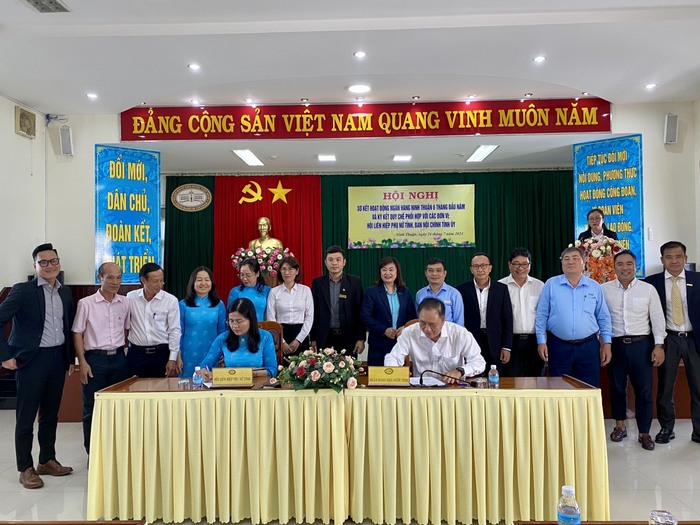 Hội LHPN tỉnh Ninh Thuận: Ký kết chương trình nhằm thúc đẩy bình đẳng giới cho phụ nữ trong lĩnh vực tài chính ngân hàng - Ảnh 1.