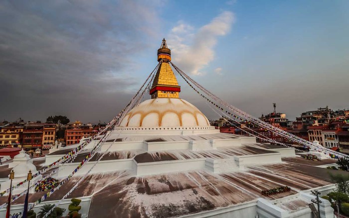 Bảo tháp Boudhanath: Biểu tượng của tâm linh, văn hóa và di sản ở Nepal - Ảnh 2.