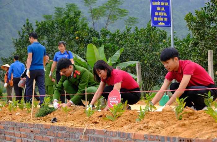 Agribank chi nhánh tỉnh Tuyên Quang luôn quan tâm và thực hiện tốt nhiều hoạt động hướng về cộng đồng