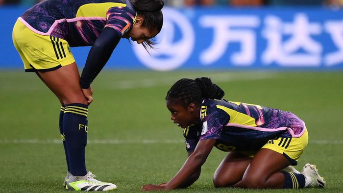 Chiến thắng ung thư, nữ cầu thủ 18 tuổi trở thành gương mặt gây chú ý tại World Cup 2023 - Ảnh 1.