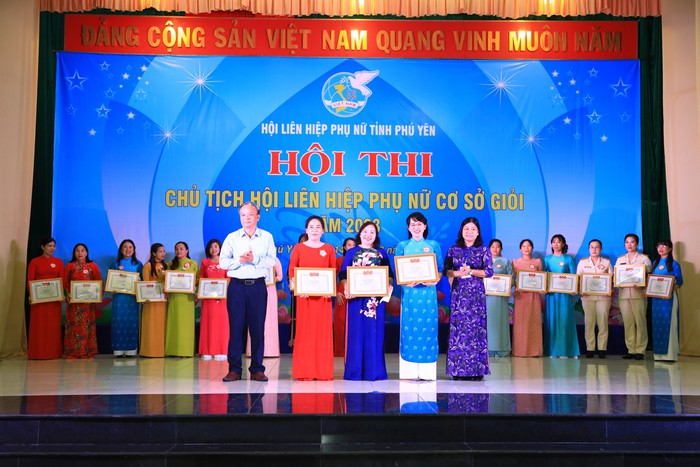 Phú Yên: 20 thí sinh toả sáng tại Hội thi Chủ tịch Hội LHPN cơ sở giỏi năm 2023 - Ảnh 3.