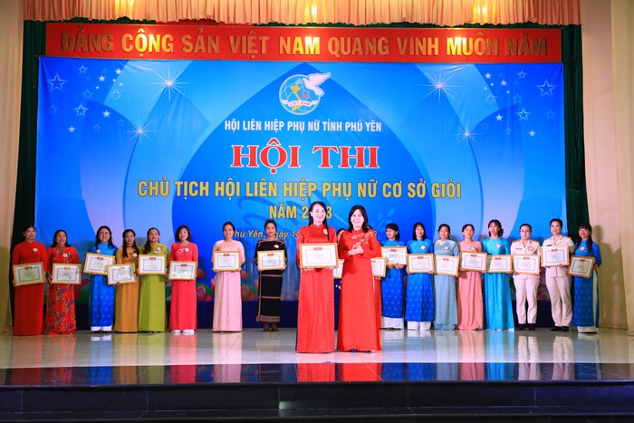 Phú Yên: 20 thí sinh toả sáng tại Hội thi Chủ tịch Hội LHPN cơ sở giỏi năm 2023 - Ảnh 2.