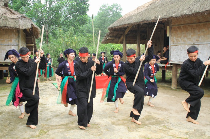 Múa Tắc Xình: Nét văn hóa lễ hội của người Sán Chay - Ảnh 2.
