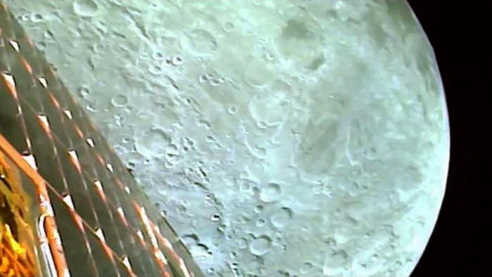 'Đối thủ' của Luna-25 Nga đang hạ dần độ cao với Mặt Trăng: Đây là những gì sẽ xảy ra! - Ảnh 3.