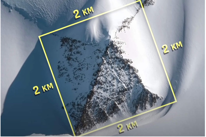 Vệ tinh chụp được &quot;kim tự tháp&quot; ở Nam Cực nghi do người cổ đại xây từ 10.000 năm trước - Ảnh 1.