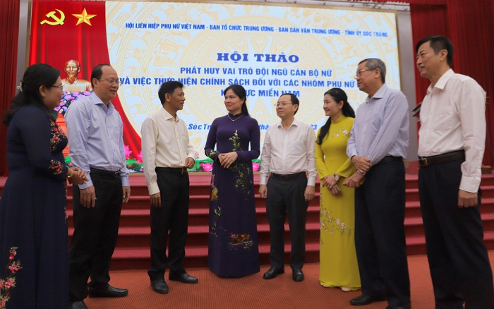 Công tác cán bộ nữ: Nâng cao nhận thức và trách nhiệm của các cấp ủy, người đứng đầu 