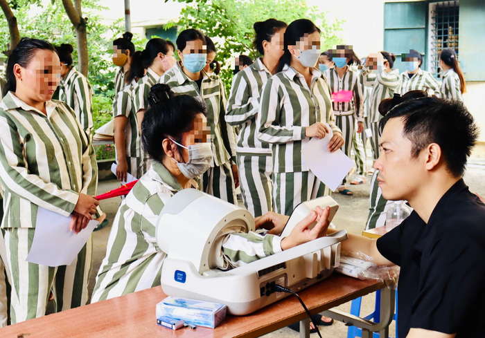 Hà Nội: 600 nữ phạm nhân được truyền thông và khám sức khỏe sinh sản  - Ảnh 1.