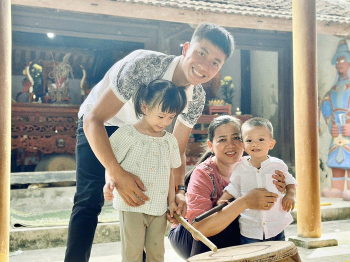 Gia đình Quang Hải, Văn Hậu tụ tập liên hoan, Văn Đức đưa con về quê ăn rằm tháng 7 - Ảnh 5.