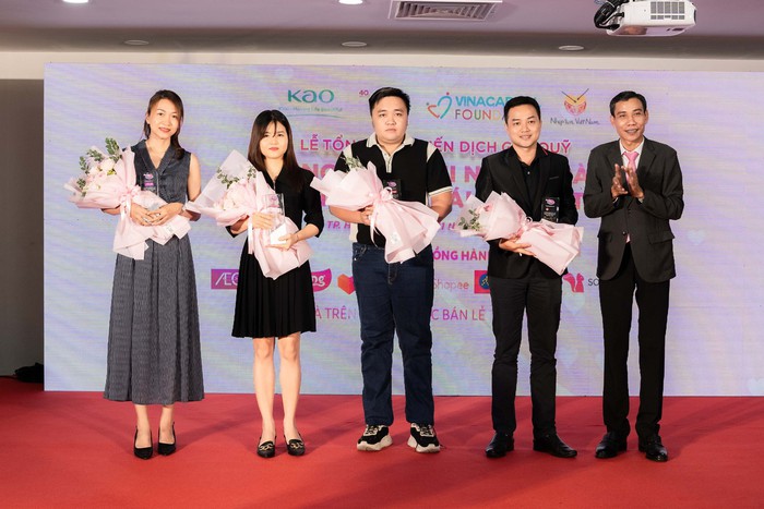 Merries và hành trình chữa lành 20 trái tim nhỏ bé - Ảnh 4. Merries và hành trình chữa lành 20 trái tim nhỏ bé - Ảnh 4.