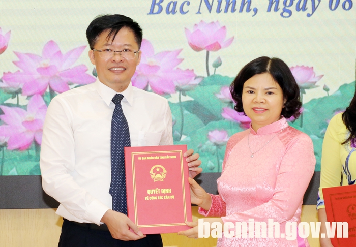 Bắc Ninh: Giám đốc Sở Thông tin - Truyền thông được điều động về Hội Nông dân, giới thiệu bầu Chủ tịch Hội - Ảnh 2.