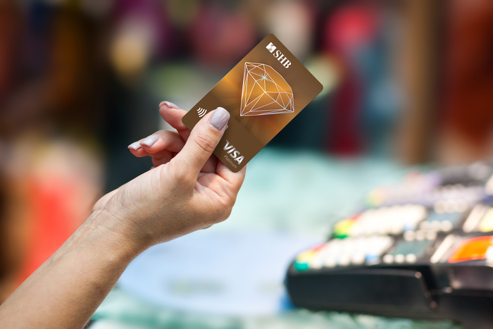 Mừng Tết đoàn viên, SHB ưu đãi hoàn tiền dành cho chủ thẻ tín dụng quốc tế - Ảnh 1.
