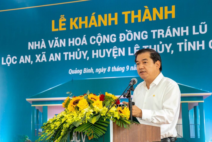 Khánh thành 04 nhà văn hóa cộng đồng tránh lũ tại Quảng Bình và Thừa Thiên Huế - Ảnh 1.