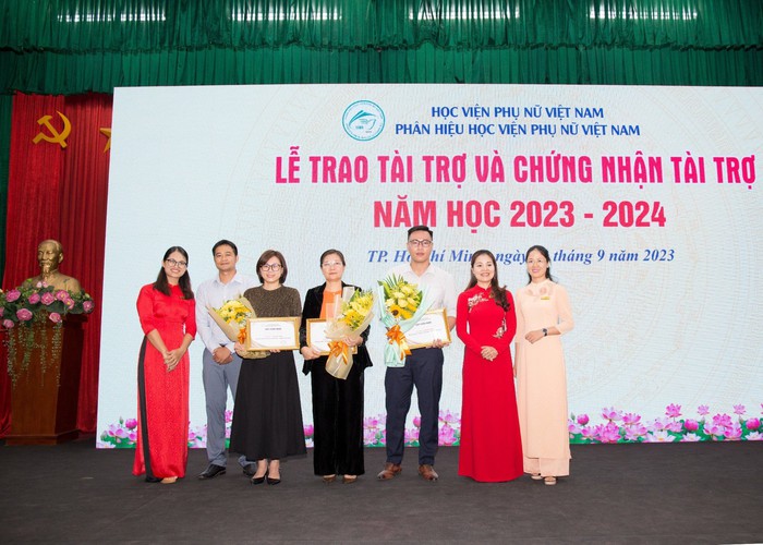 Phân hiệu Học viện Phụ nữ Việt Nam khai giảng năm học 2023 -2024 - Ảnh 2.