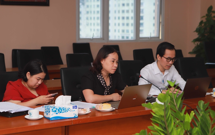 Hội LHPN Việt Nam tham vấn ý kiến chuyên gia đối với Dự thảo Luật BHXH (sửa đổi) - Ảnh 2.