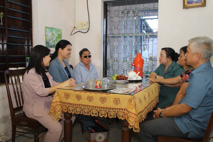 Chủ tịch Hội LHPN Việt Nam Hà Thị Nga thăm và tặng quà gia đình chính sách tại tỉnh Phú Yên - Ảnh 3.