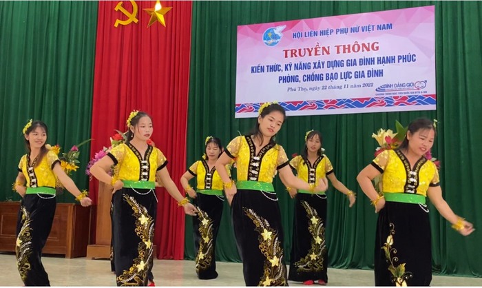 Thực hiện bình đẳng giới từ phát huy giá trị văn hóa dân dộc Mường  - Ảnh 2.