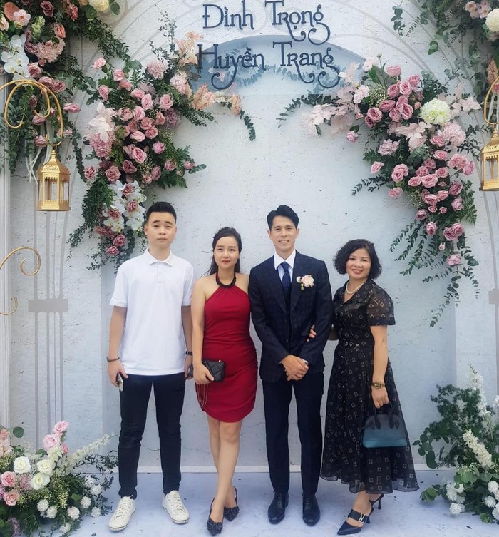 Đình Trọng tổ chức đám cưới tại Hà Nội, dàn tuyển thủ Việt Nam góp mặt - Ảnh 2.