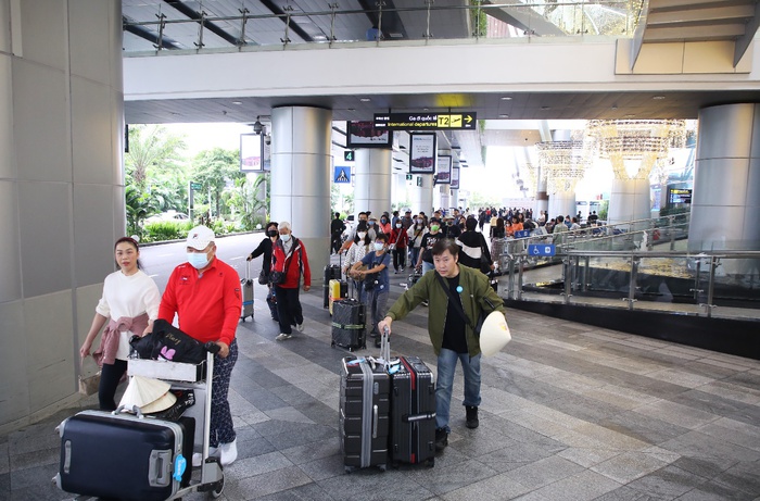 Hơn 15.000 du khách "xông đất" Đà Nẵng ngày đầu năm mới qua đường hàng không- Ảnh 11.