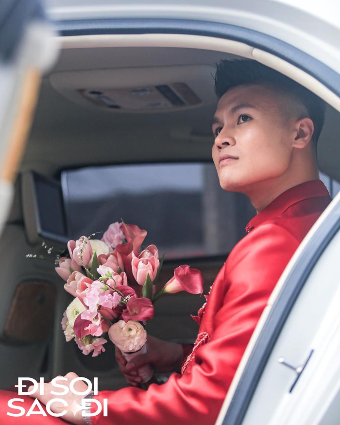 Toàn cảnh lễ ăn hỏi và đón dâu của Quang Hải - Chu Thanh Huyền: Visual cô dâu chú rể sáng bừng- Ảnh 2.
