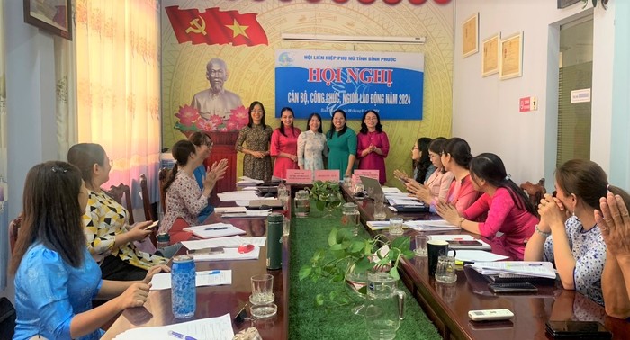 Hội LHPN tỉnh Bình Phước tổ chức Hội nghị cán bộ, công chức, người lao động năm 2024- Ảnh 1.