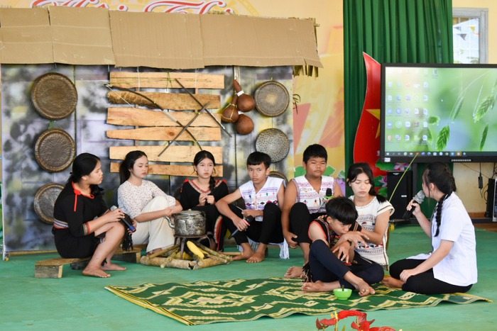 Đẩy mạnh tuyên truyền pháp luật cho học sinh dân tộc thiểu số Lâm Đồng- Ảnh 2.