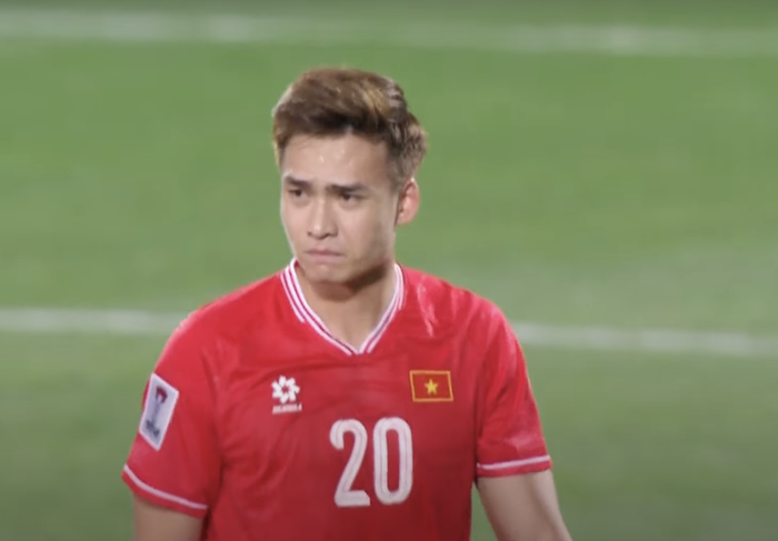 Bùi Hoàng Việt Nam sụt sùi, cố kìm nước mắt sau thất bại của đội tuyển Việt Nam trước Indonesia- Ảnh 3.